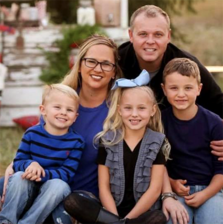Valentine natives react to narrowly missing tornado