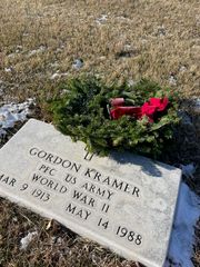 Hundreds of wreaths placed on veterans’ graves in Valentine for Wreaths Across America