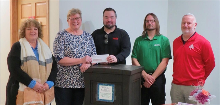 Pictured (l to r): Carolyn Moore, Executive Director of the Sandhills Area Foundation, Kim Marlatt, Sandhills Area Foundation President, Chesterman Coca-Cola Area Manager Nate Modlin, Chesterman Coca-Cola Long Pine Operations Supervisor Chad Gaver, and Ch